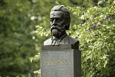 Smetana zapomenut v kameni aneb Výlety zapomníky - Muzeum Bedřicha Smetany